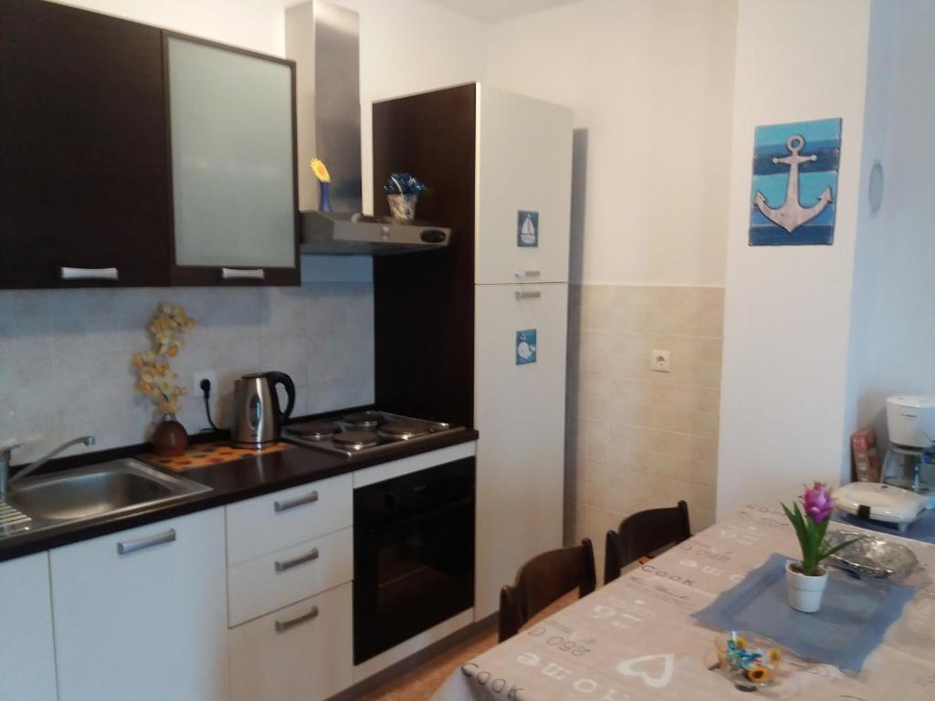 Gallery image of Apartment RB in Omišalj