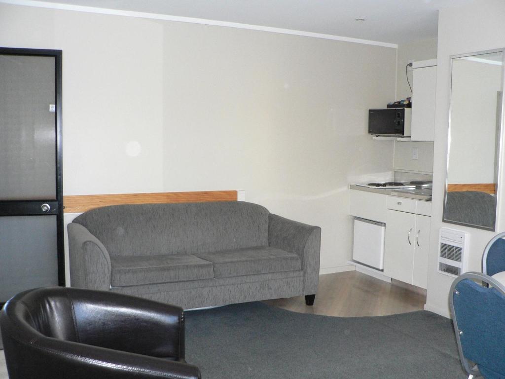 ASURE Macy's Motor Inn - Resim 35