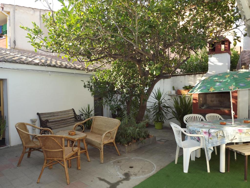 Apartment Lemon tree house, Oristano, Italy