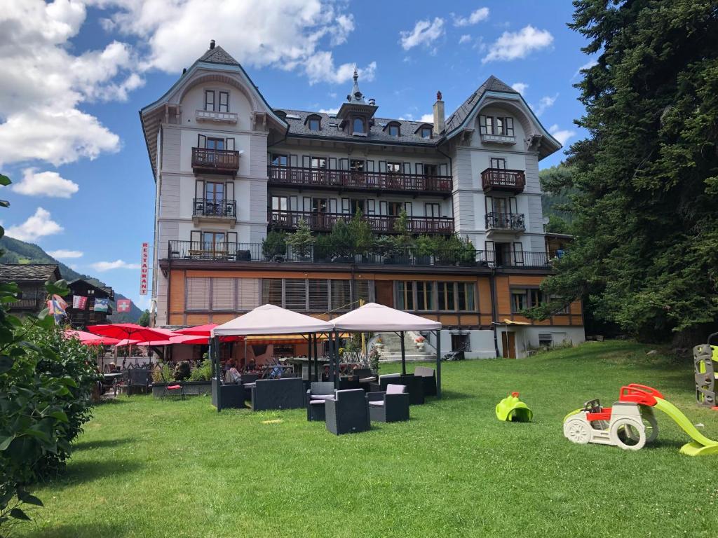 Zahrada ubytování Au village d'Evolène, très joli studio calme et ensoleillé