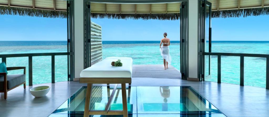 Vakkaru Maldives - Luxury Private Island Resort - View 35