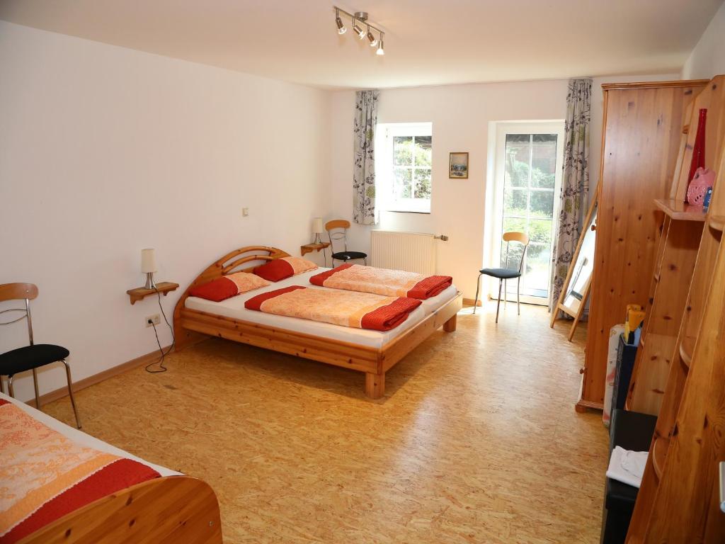 Ferienhof Schwienhorst - Apartment With Garden View