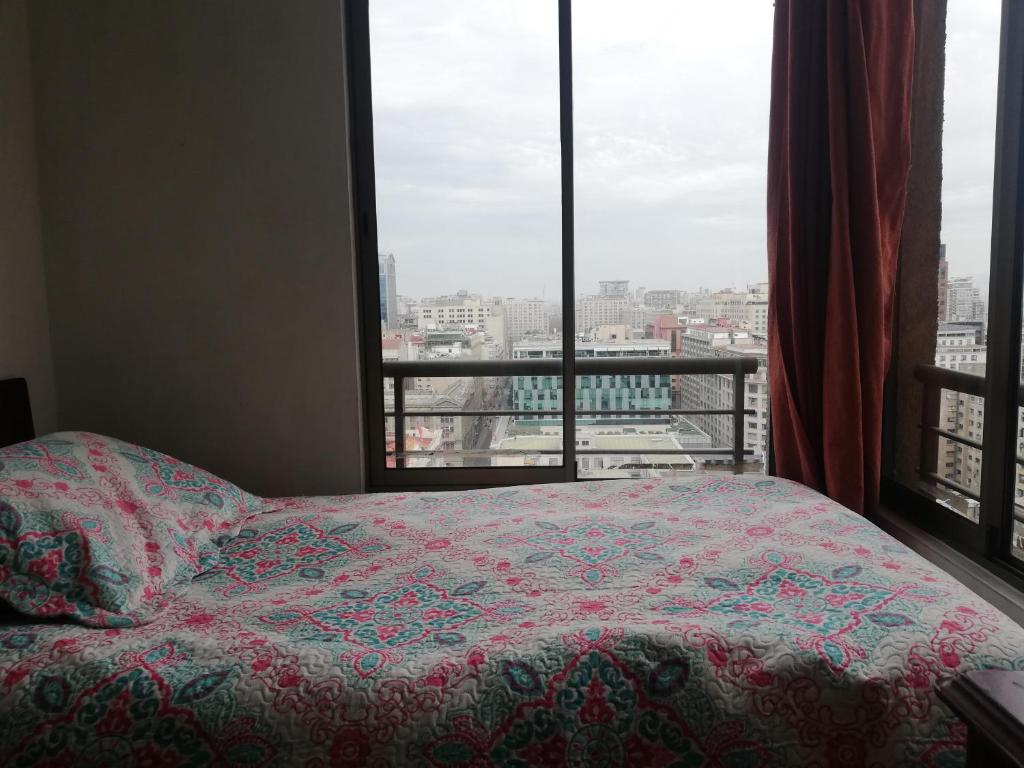 Voodi või voodid majutusasutuse UNA HABITACIÓN PRIVADA con BAÑO PRIVADO en CENTRO HISTÓRICO toas