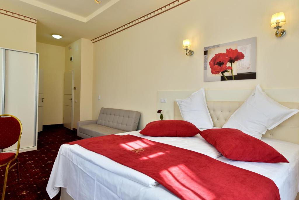 Top Royal Central Brasov - Habitación Triple Con Vista A La Ciudad