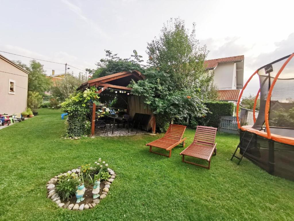 Vonkajšia záhrada v ubytovaní Apartment Arena Zagreb