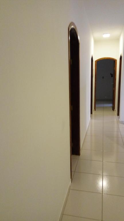  Casa de Temporada - Alto de Santana I - Jacareí - São José dos Campos