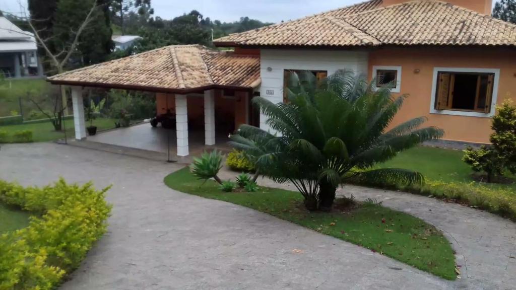  CASA TEMPORADA - CONDOMÍNIO PATRIMÔNIO DO CARMO