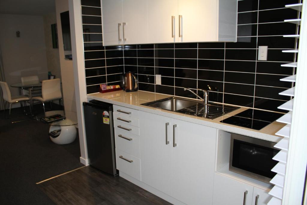 Birchwood Manor - Resim 2