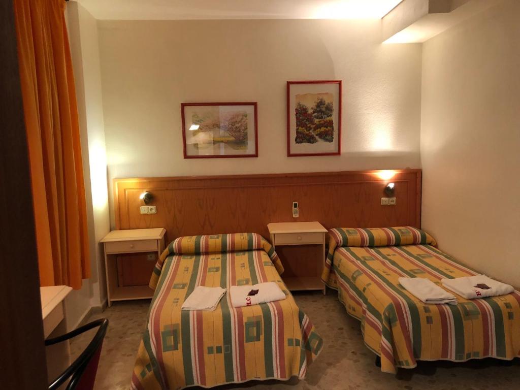 Hostal Carlos III, El Ejido – Precios actualizados 2023