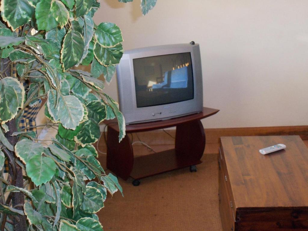 TV a/nebo společenská místnost v ubytování Pardiola Baserria