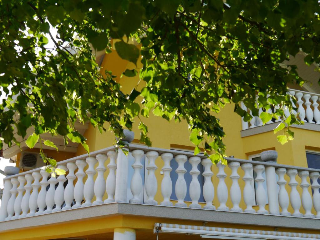 Hévíz -Alsópáhok Villa-Erika Apartman - Apartment With Balcony