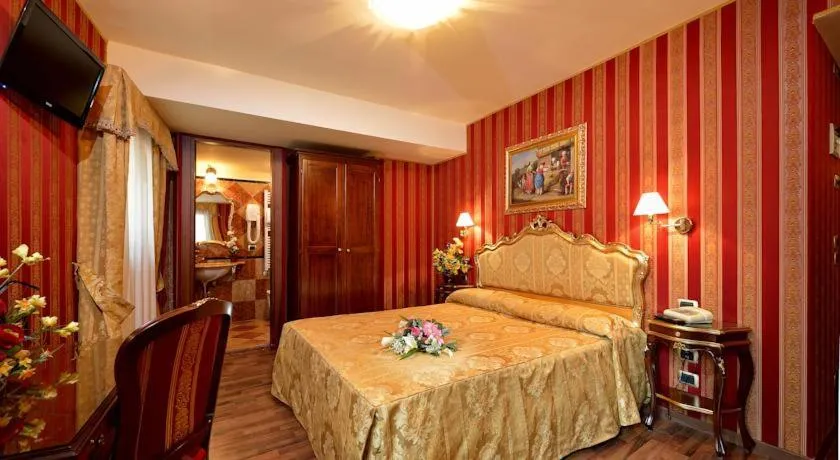 Hotel Lux, Venice, Italy