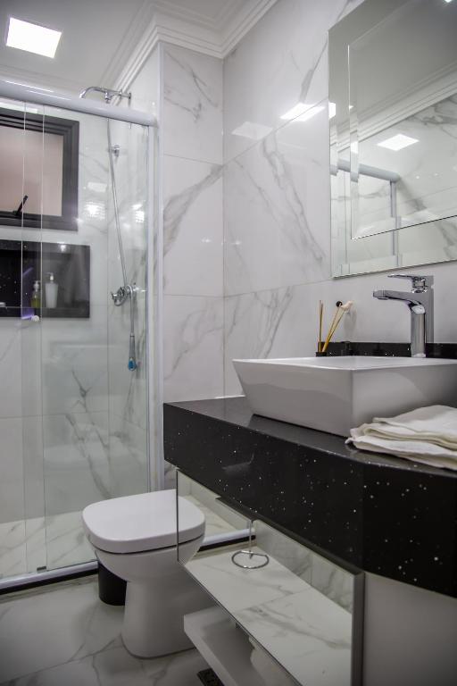  Elegancia e Conforto no Centro com garagem e Internet 50MB