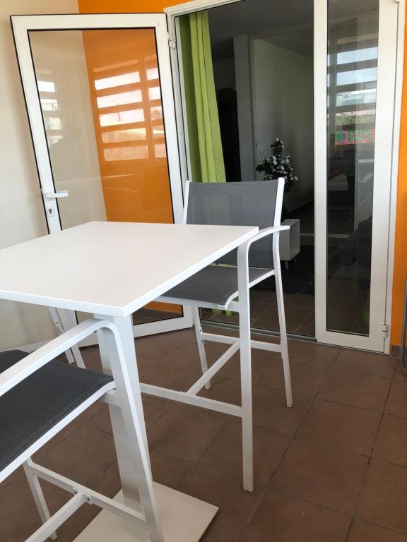 Fotografie z fotogalerie ubytování Appartement résidentiel v destinaci Le Moule