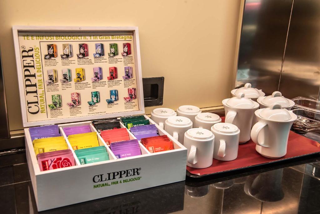 Comodidades para chá e café em Albergo Etico Roma