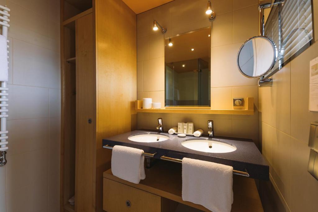 Ein Badezimmer in der Unterkunft A-ROSA Travemünde