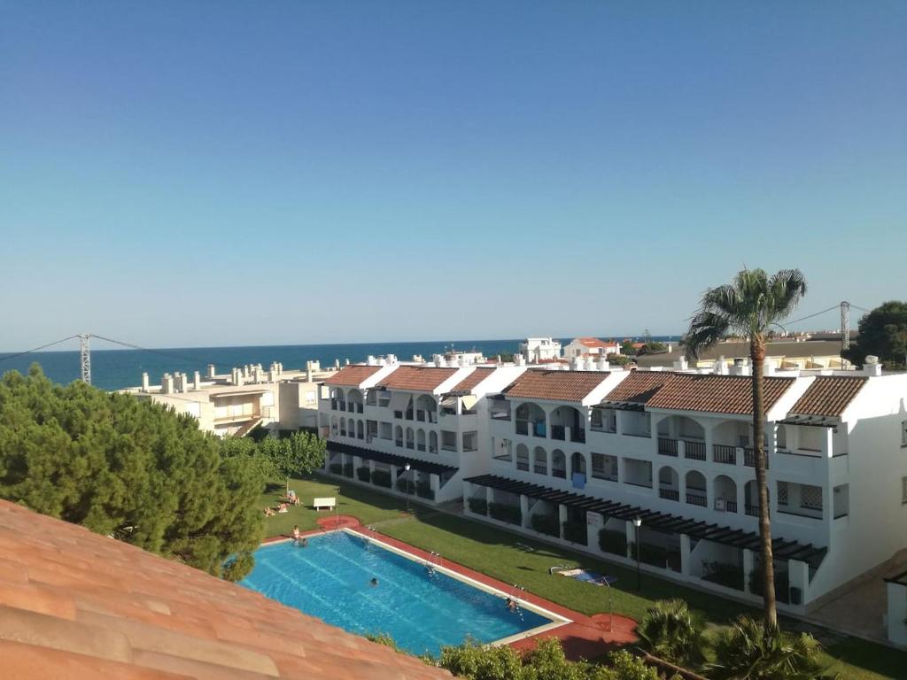Apartamento con terraza privada y piscinas, Vinarós – Updated ...