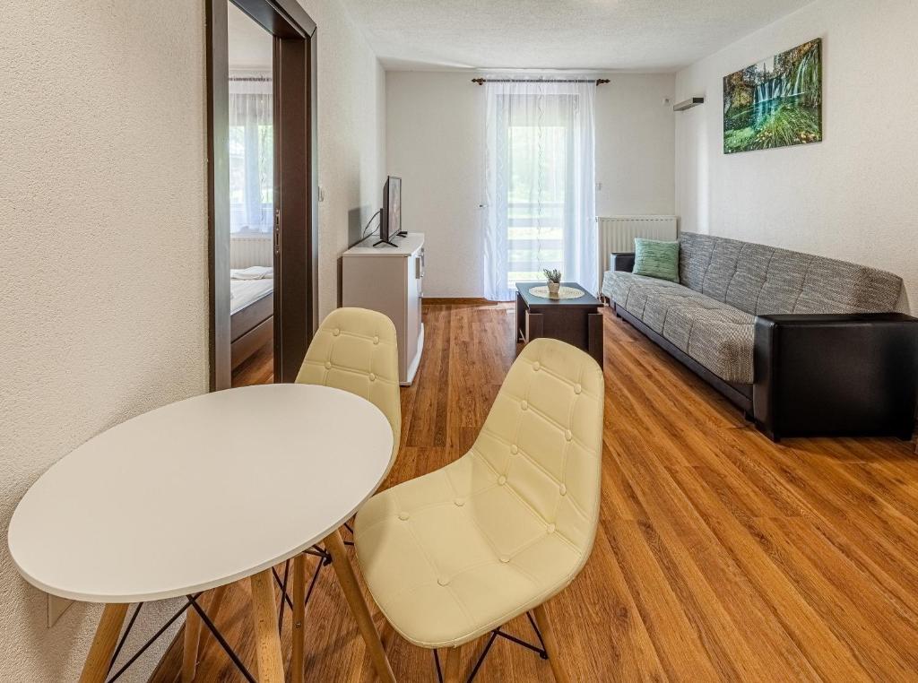 Posezení v ubytování Apartmani Zeder Plitvička jezera