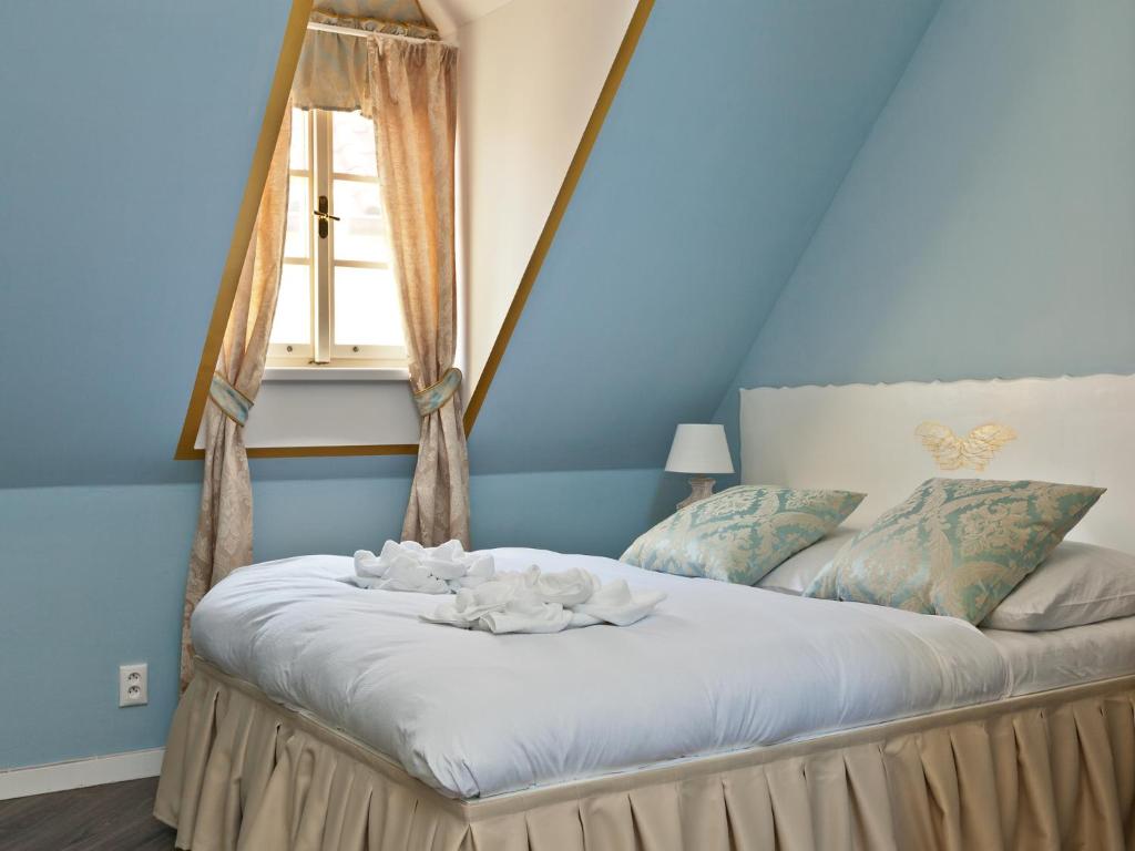 Cathedral Prague Apartments - Resim 6