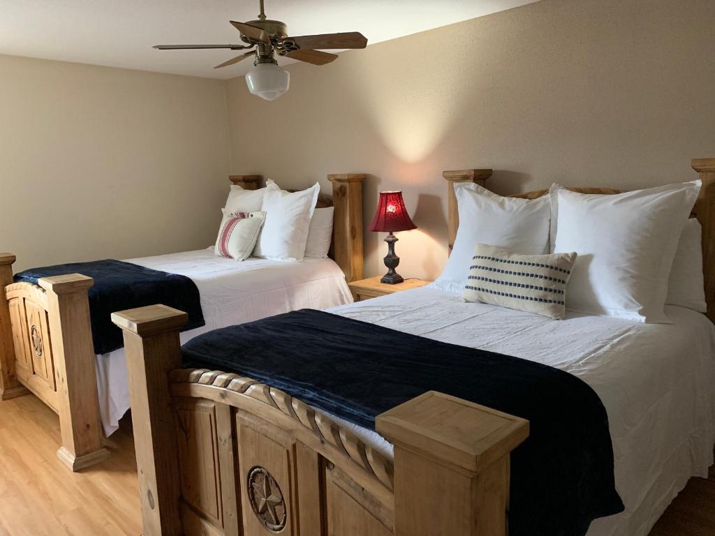 Schmitz Bed & Breakfast, New Braunfels (updated prices 2026)