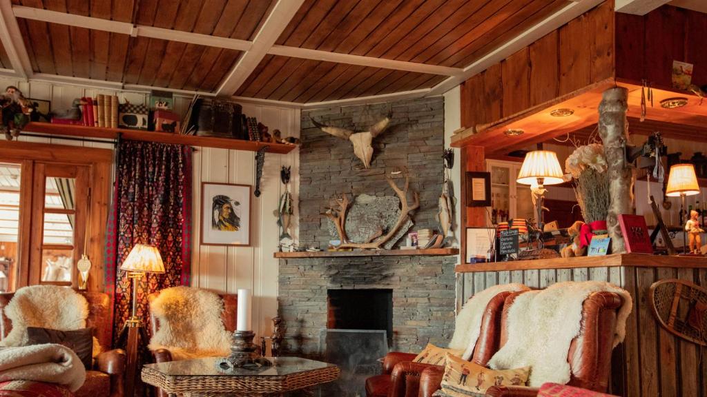 Гостиная зона в Skarvruets Högfjällshotell