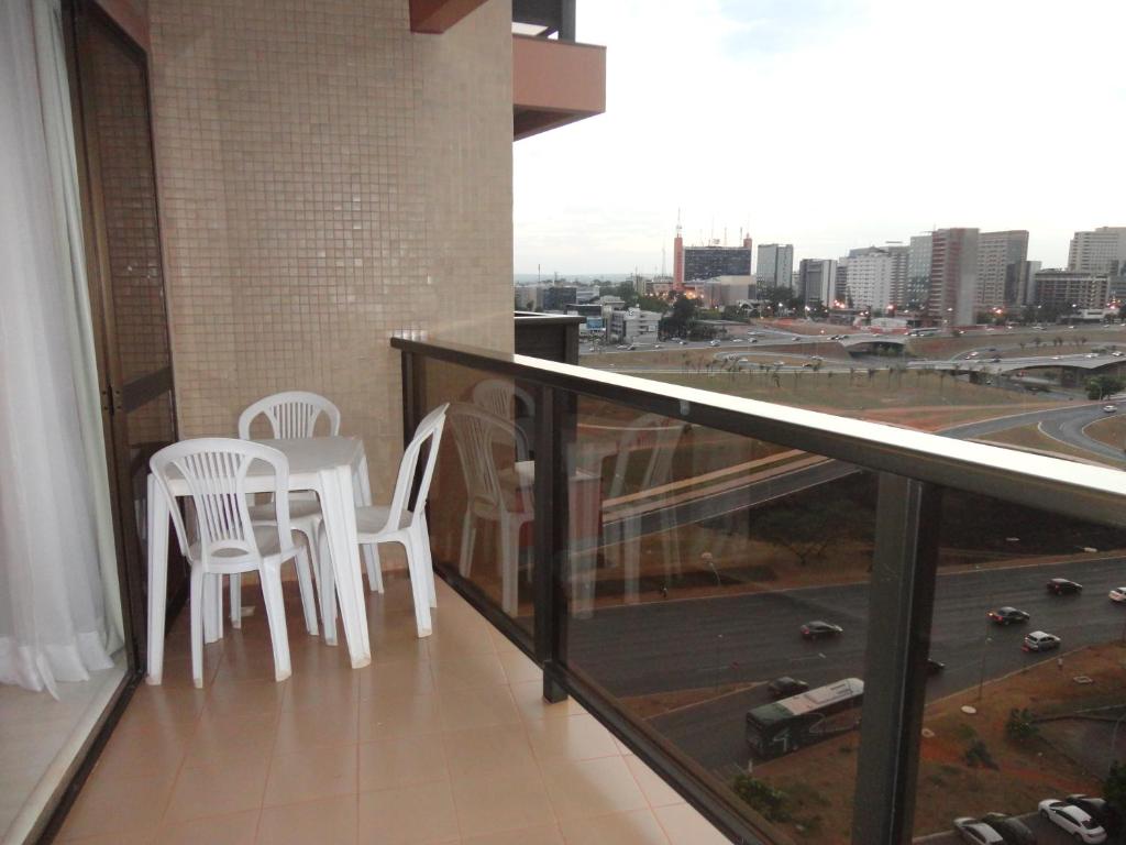  Ero's Apart Hotel