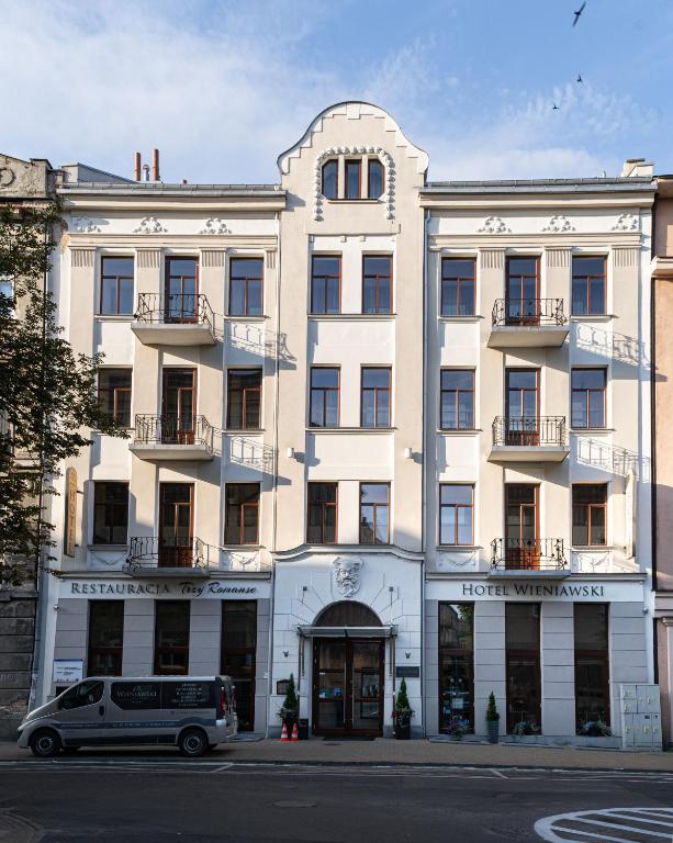 Budova, v ktorej sa hotel nachádza