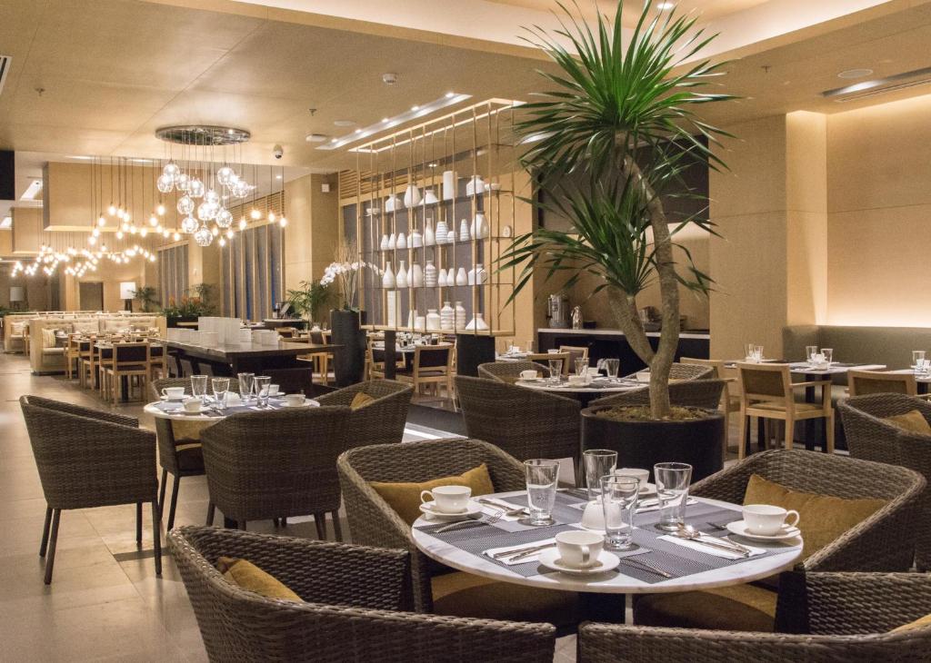 Restaurace v ubytování Seda Bonifacio Global City