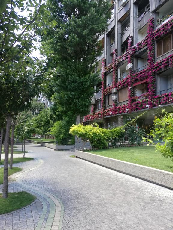 تصویر اتاق‌های Luxary apartment near opera & Cascade! - تصویر ۲
