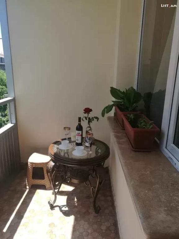 امکانات Luxary apartment near opera & Cascade! - تصویر ۴