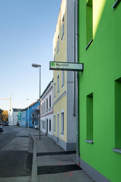 Budova, kde se hotel nachází