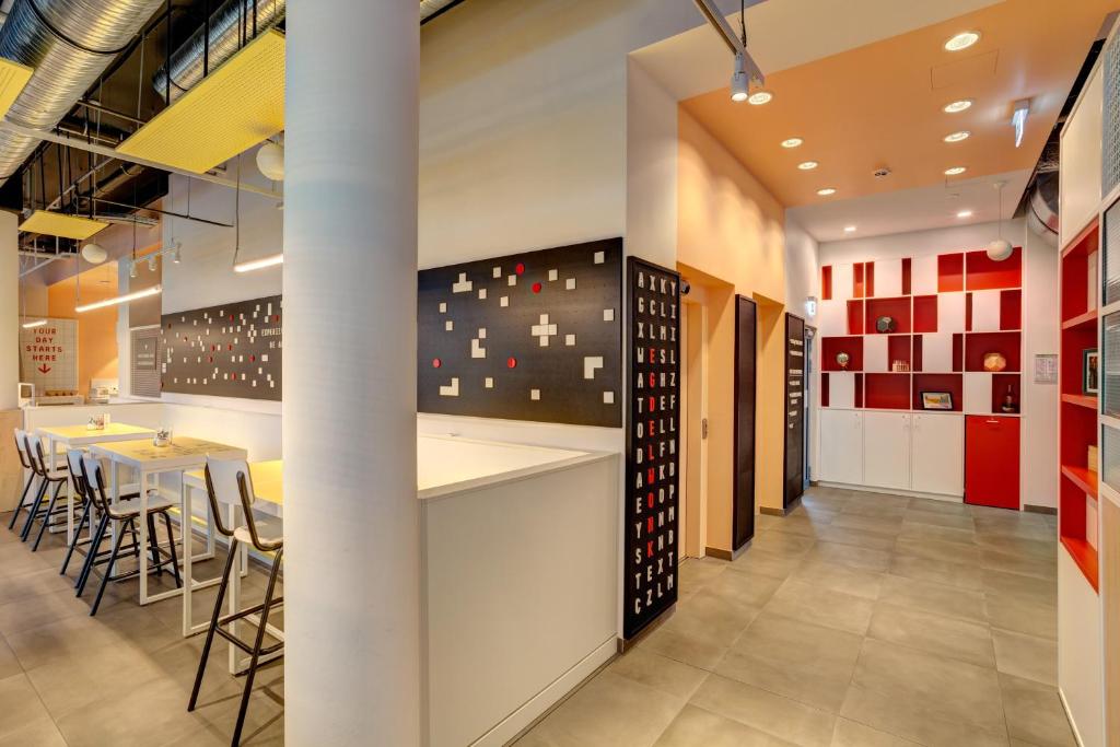 MEININGER Hotel Heidelberg Hauptbahnhof - Resim 28