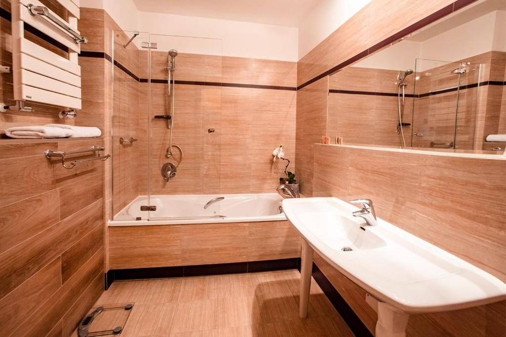 Kúpeľňa v ubytovaní Hotel Hubertus Rzeszów