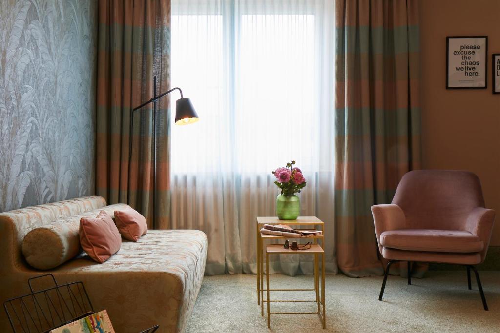 Posezení v ubytování Hotel Metropol by Maier Privathotels