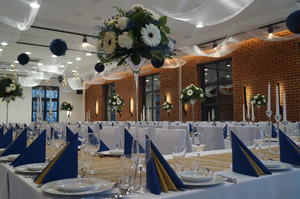 Restaurace v ubytování Ośrodek Turystyczny Warzenko