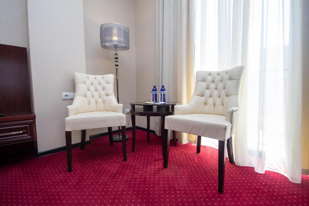 Istumisnurk majutusasutuses Marionn Hotel