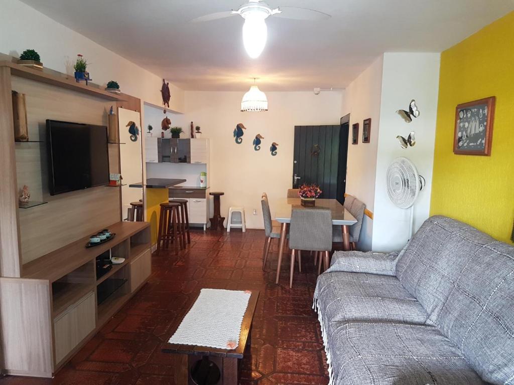  apartamento a 20 metros do mar bombinhas
