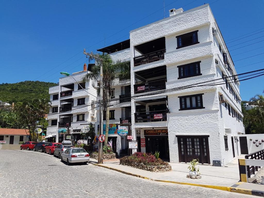  apartamento a 20 metros do mar bombinhas