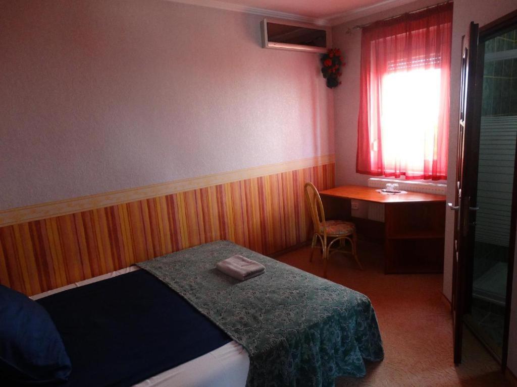 Budai Panzió - Habitación Individual Con Baño