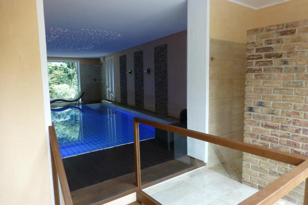 Bazén v ubytování Hotel Schwarzenberg nebo v jeho okolí