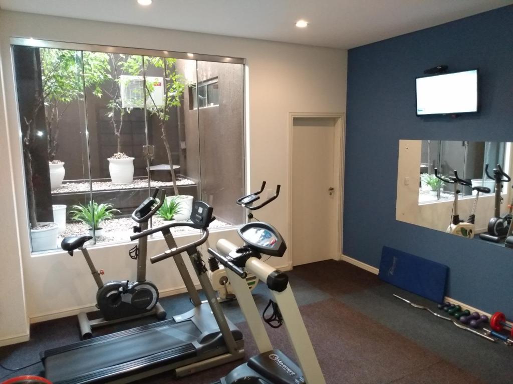 Fitness centrum a/nebo fitness zařízení v ubytování Kuster Hotel