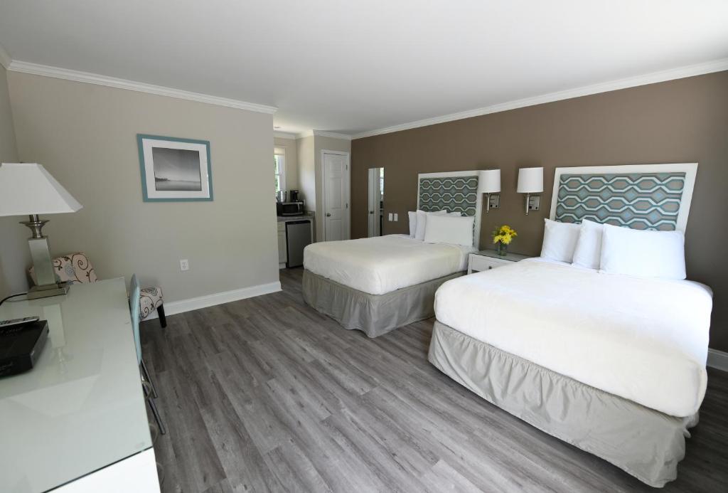 Postel nebo postele na pokoji v ubytování Bayview Resort