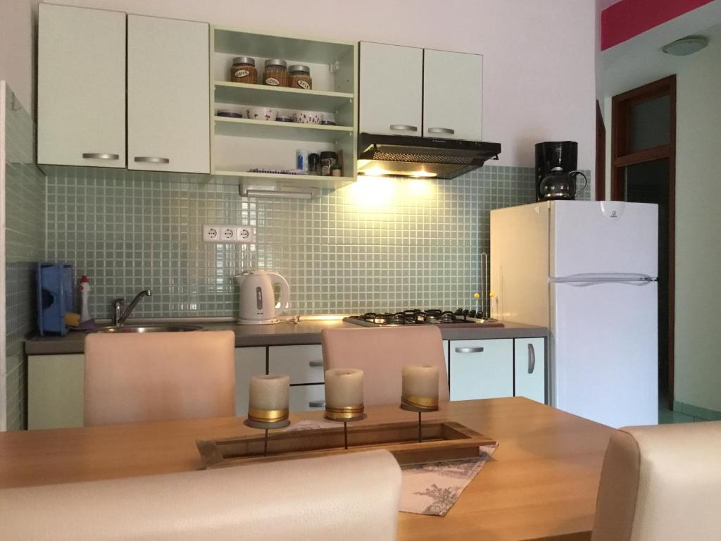 Belic Vinko- house - Apartamento De Un Dormitorio Con Balcón