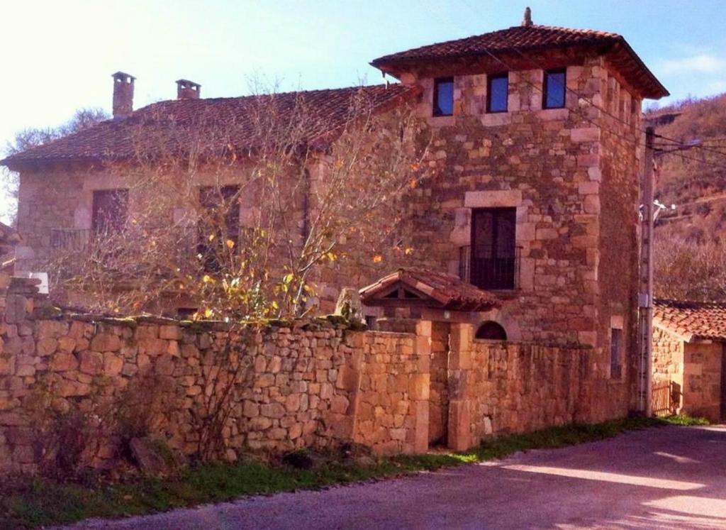 The building in which A villát is located
