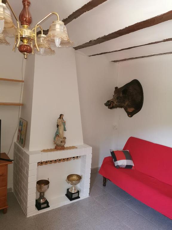 A seating area at Casa Rural y Albergue Tormon