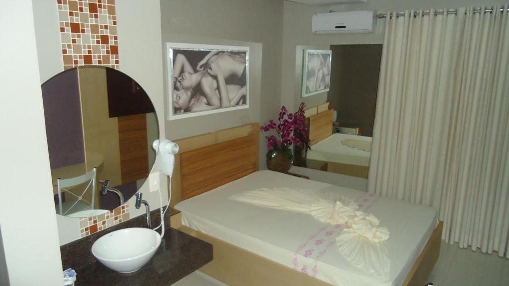  Motel Las Brisas