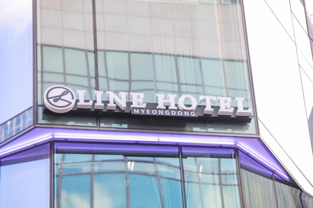Vottorð, verðlaun, skilti eða annað skjal til sýnis á Line Hotel Myeongdong