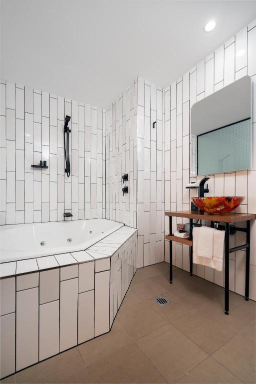 The Constance Fortitude Valley - Resim 15