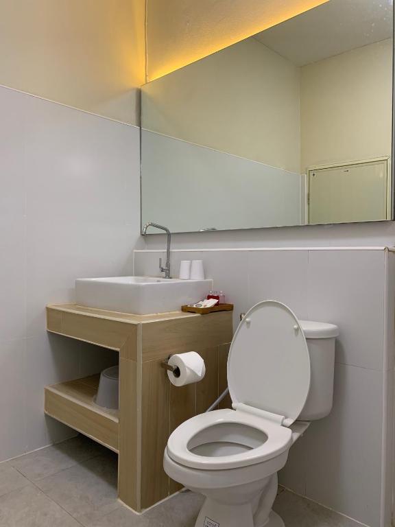 Koupelna v ubytování W House Ranong 1Bedroom villa