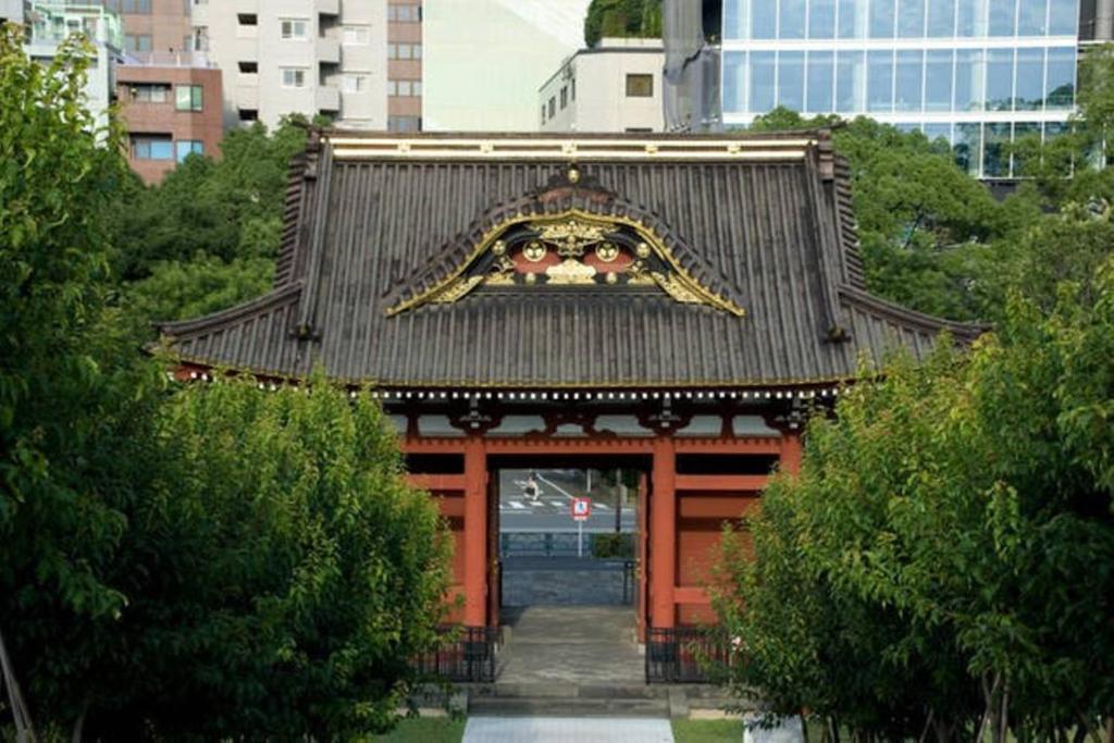 an oriental building with a roof with a window at Evergreen Shinjuku #303 MM7 in Tokyo